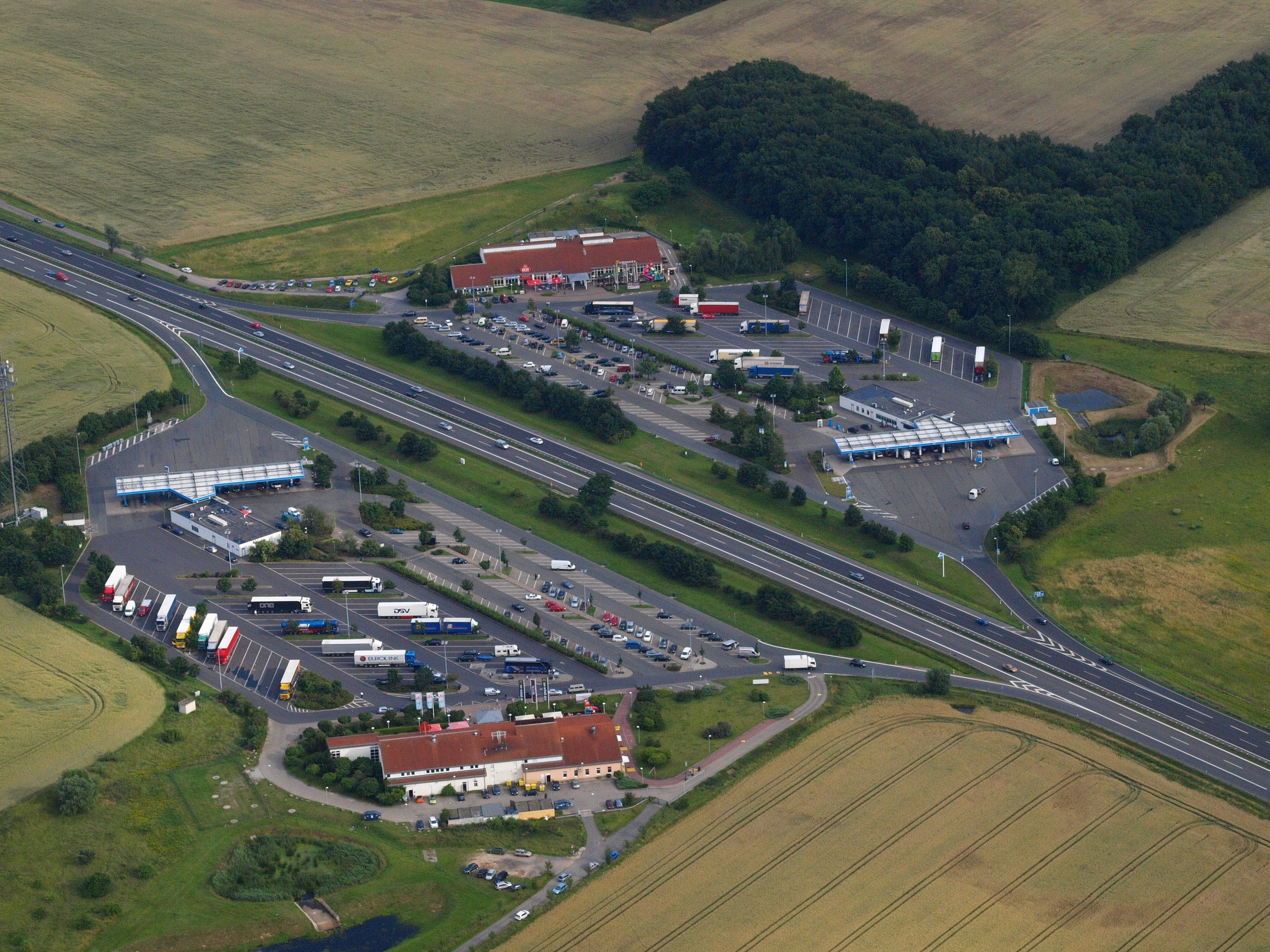truck stops for canadian drivers 